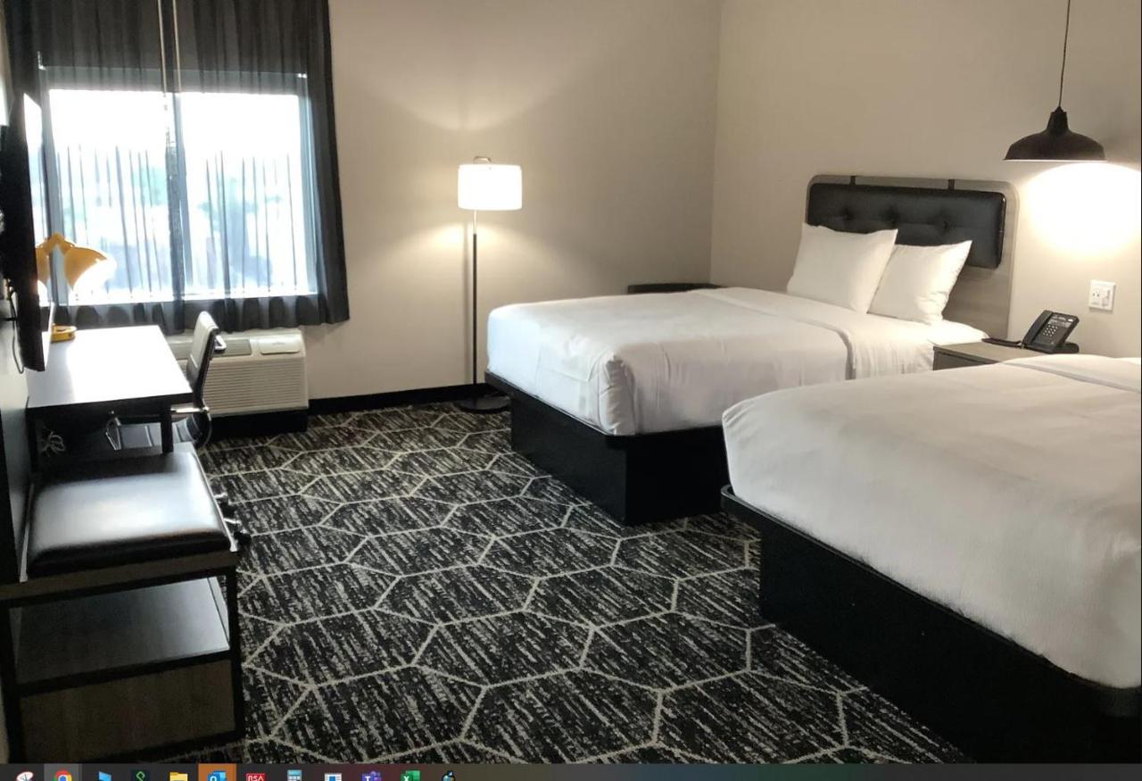 La Quinta Inn & Suites By Wyndham Corpus Christi Southeast Экстерьер фото