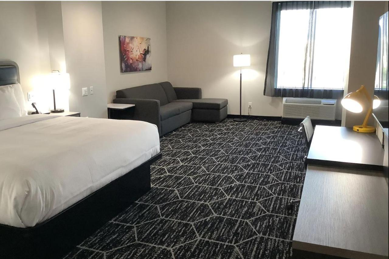 La Quinta Inn & Suites By Wyndham Corpus Christi Southeast Экстерьер фото