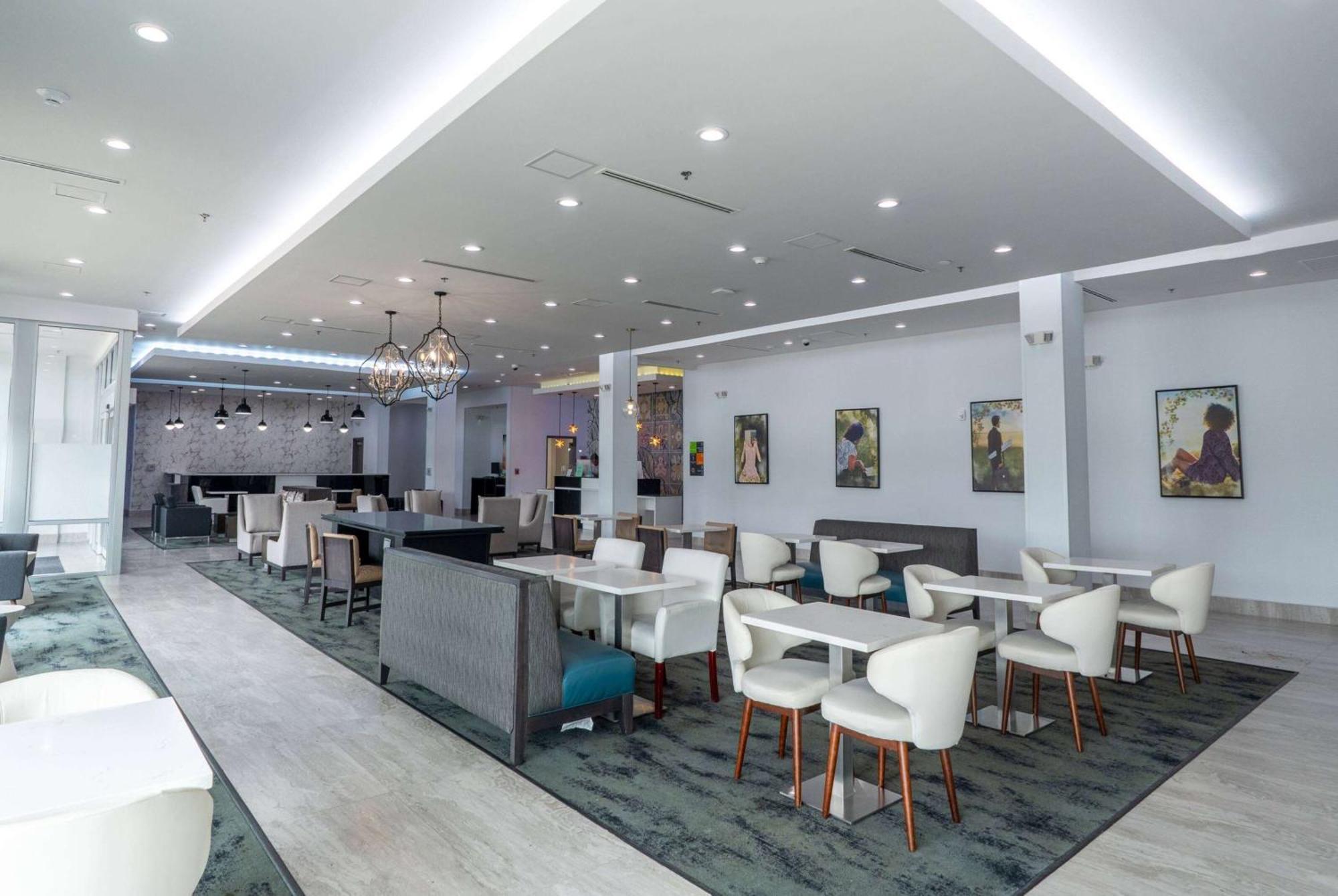 La Quinta Inn & Suites By Wyndham Corpus Christi Southeast Экстерьер фото