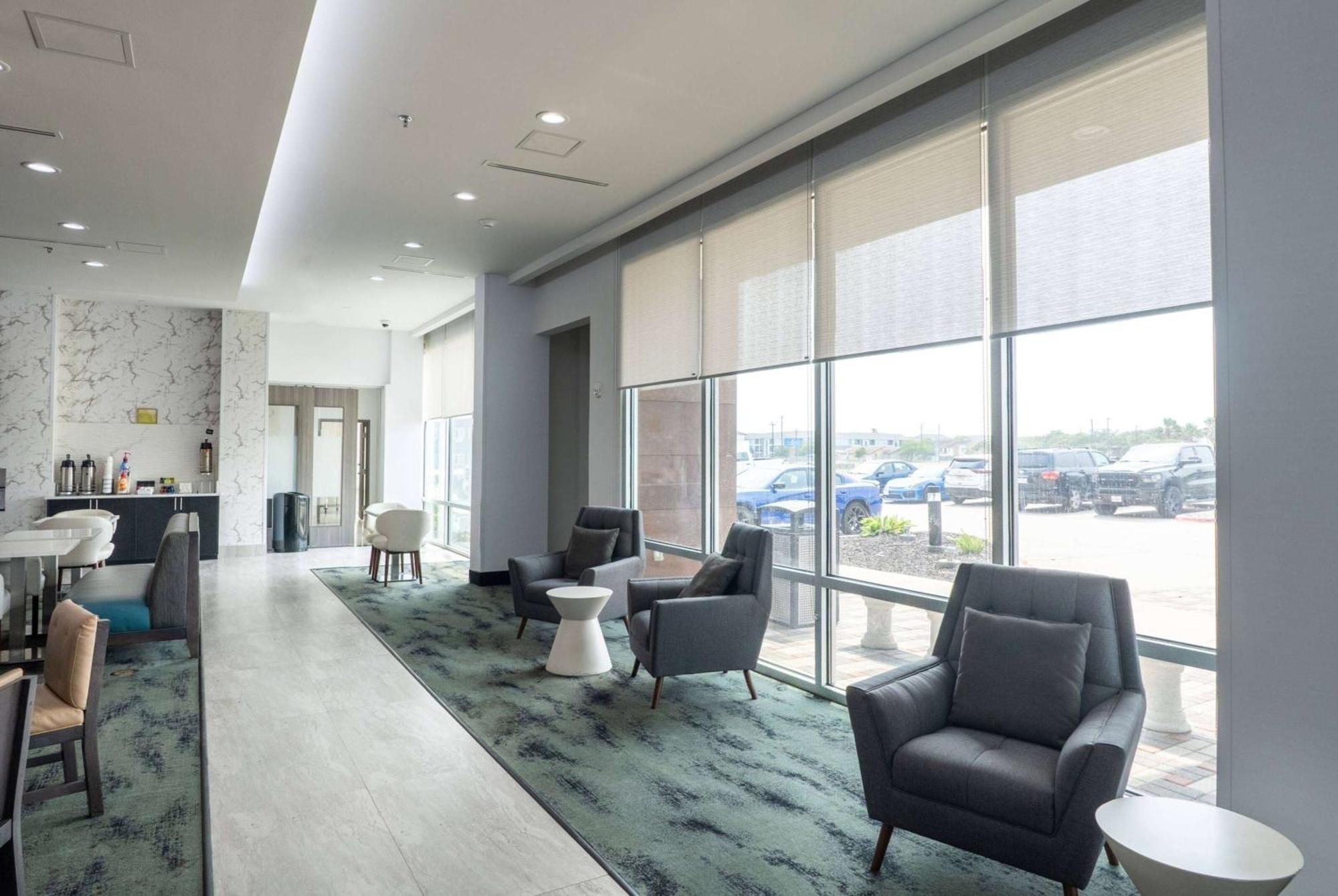 La Quinta Inn & Suites By Wyndham Corpus Christi Southeast Экстерьер фото