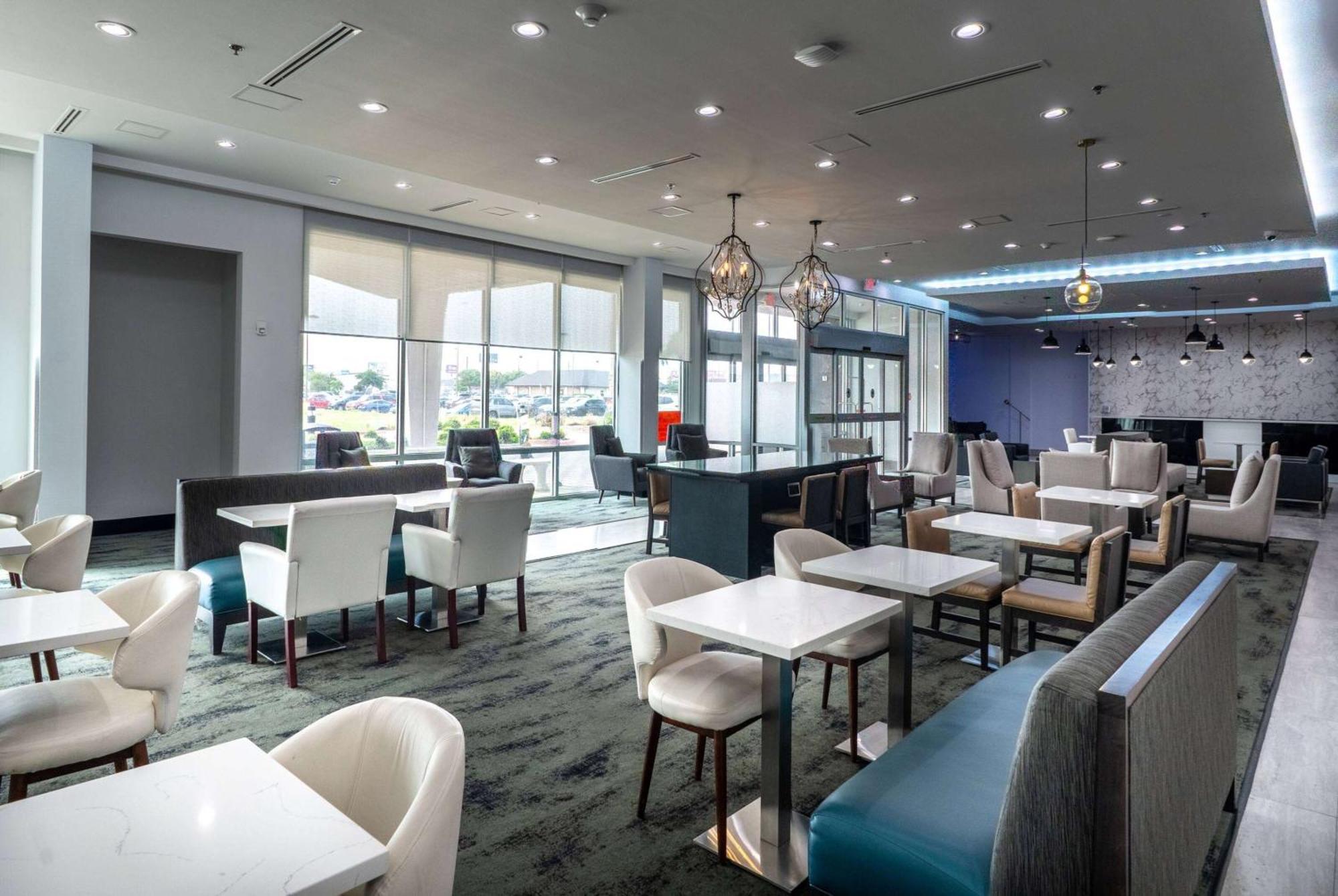 La Quinta Inn & Suites By Wyndham Corpus Christi Southeast Экстерьер фото